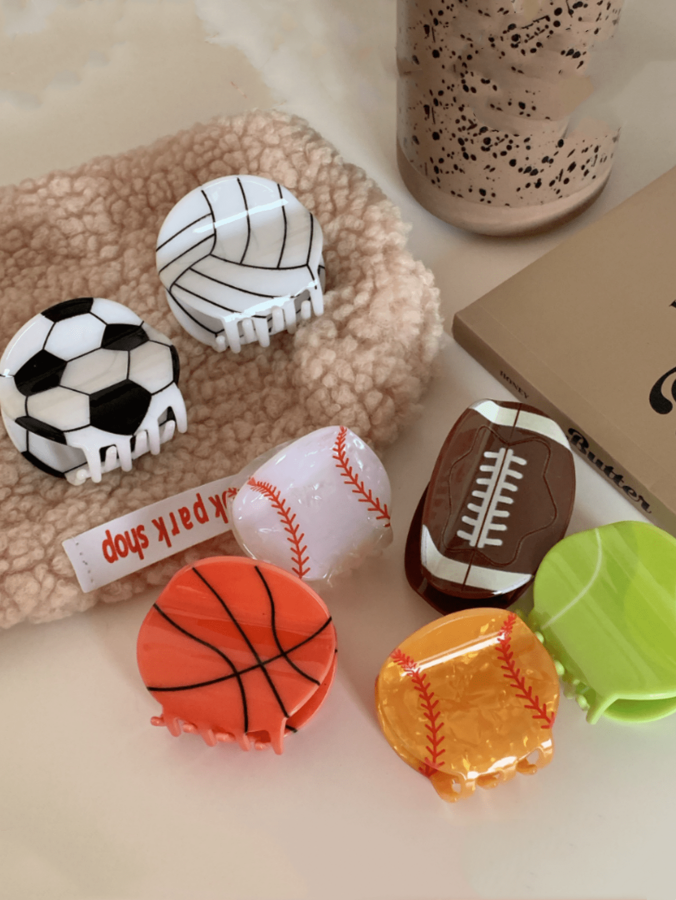 Street Fashion High End - Acrylic Claw Clips, Simulated Basketball, Football,