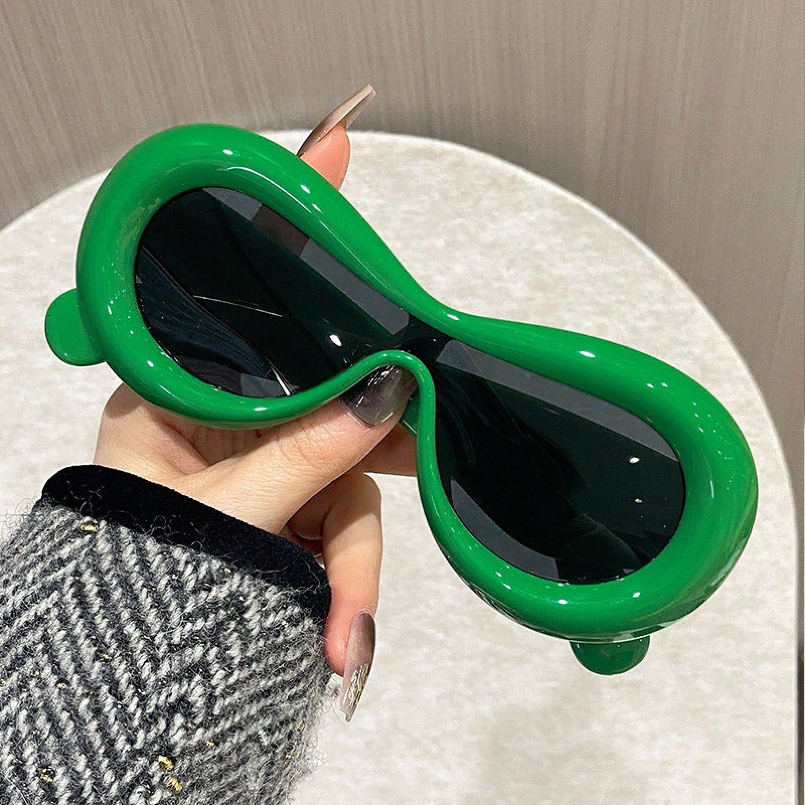 2D Design,  Street Style, Deco – Quirky Street Fashion Bewertung und Preis