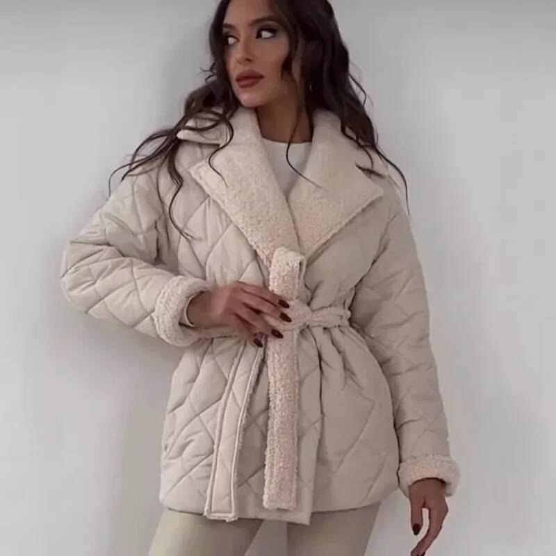 Elegant Quilted With Faux Fur  – Street Fashion England Bewertung und Preis