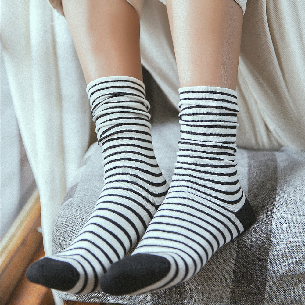 Women Socks korean style women – Street Fashion Style Youtube Bewertung und Preis