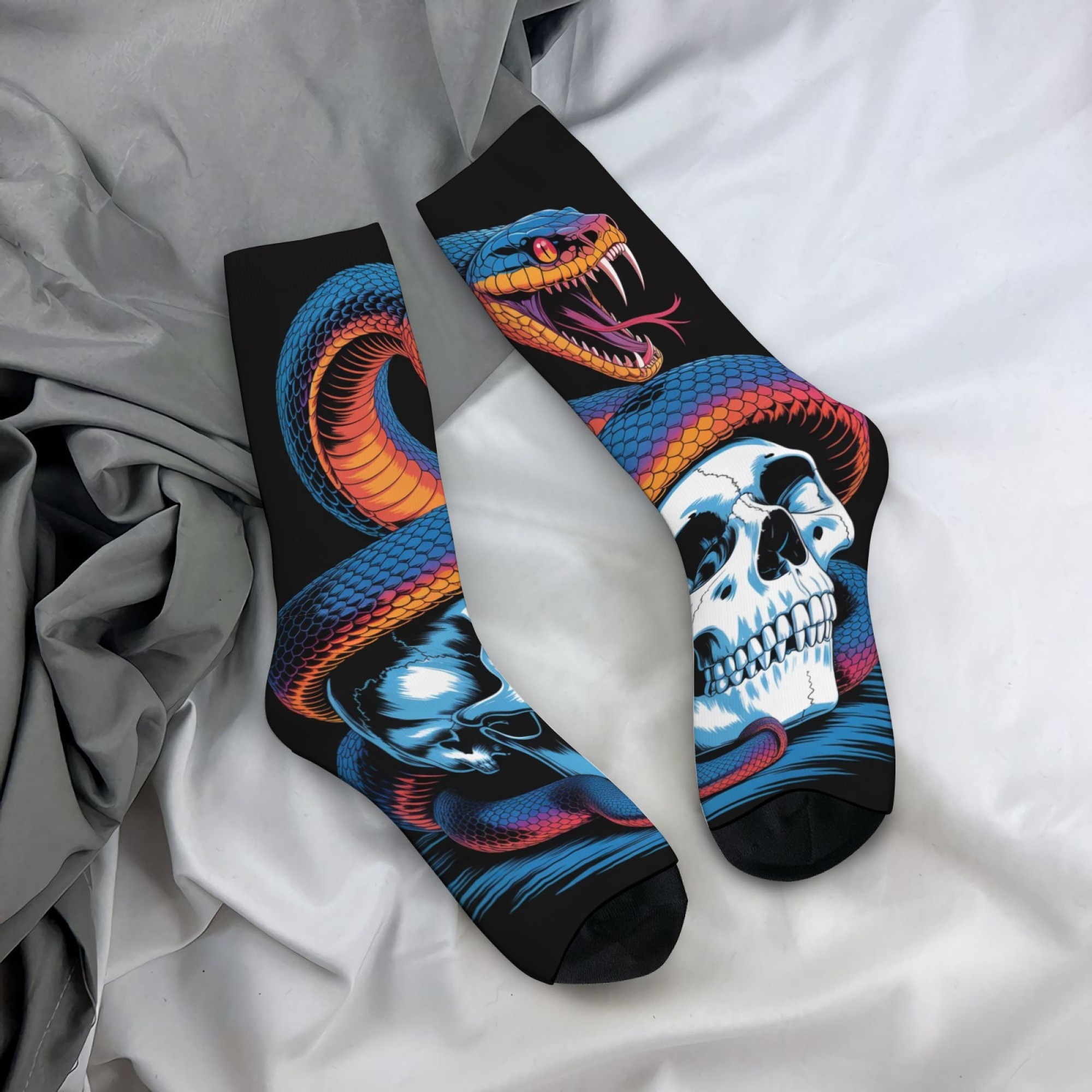 Skull Cobra Retro Comic Socks  – Street Fashion Style Youtube Bewertung und Preis